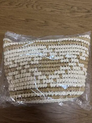 베이지 화이트 바스켓백