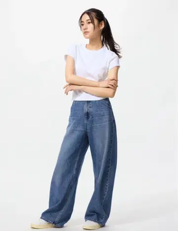 유니클로 배기 커브 청바지 길이가 짧은 23