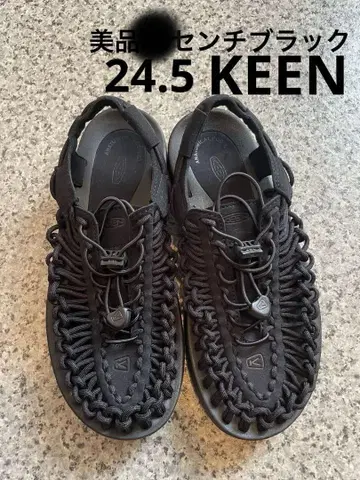 새상품급 KEEN 유니크 블랙 24cm