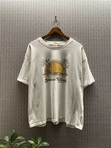 GHANDA "bueno vibes" T-shirt 프린트 티셔츠