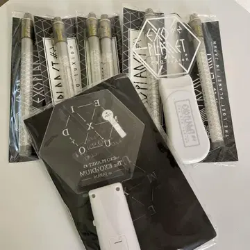 EXO PLANET 응원봉 세트