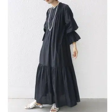 새상품 쉽스 코튼 실크 클론 티어드 원피스 블랙
