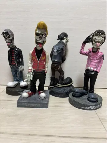 클로즈 워스트 bone in the tfoa 피규어 4개 세트