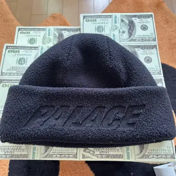 PALACE 니트 모자 블랙 플리스