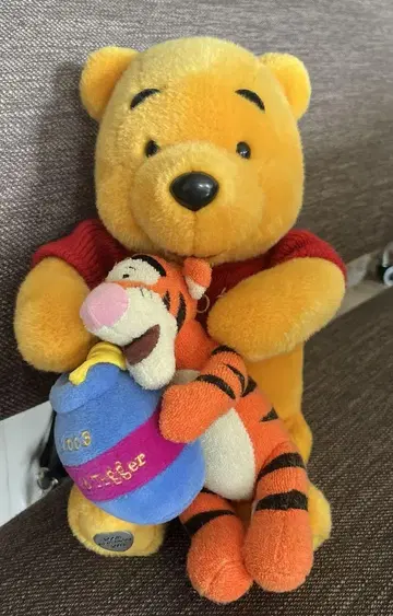 빈티지 푸 티거 POOH Friendship Day 2003