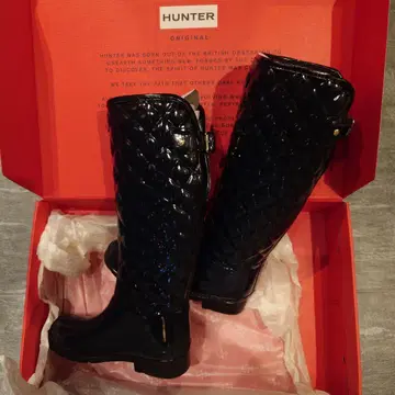 HUNTER 퀼팅 블랙 롱 부츠