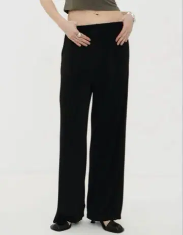 새상품 BRIGHT JERSEY PANTS
