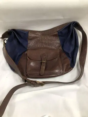 kny27427#144 IL BISONTE 숄더백