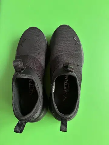 새상품급 스니커즈 PUMA 푸마 SLIPON 블랙 23
