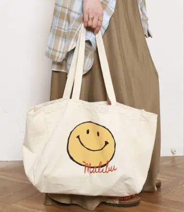 AP athletic wear MASON Smile tote Bag