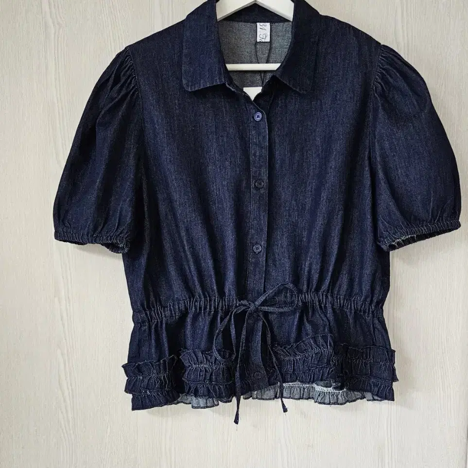 BADBLOOD Bad Girls Loose Fit Top - Black on Bunjang Global Site.