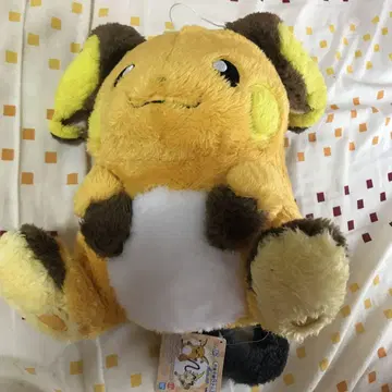 포켓몬스터 호코리이예사레 데키이 봉제 인형 라이츄