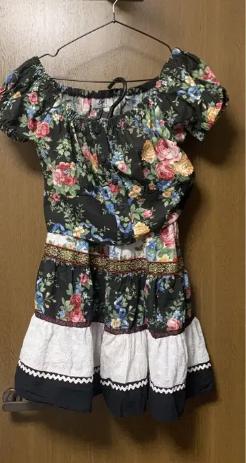 빈티지 USA제 90년대 티롤리안 꽃무늬 셋업