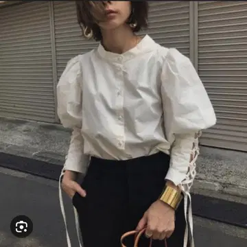 아메리 빈티지 레이스 업 소매 블라우스