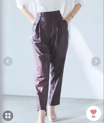 크로스 턱 테이퍼드 팬츠