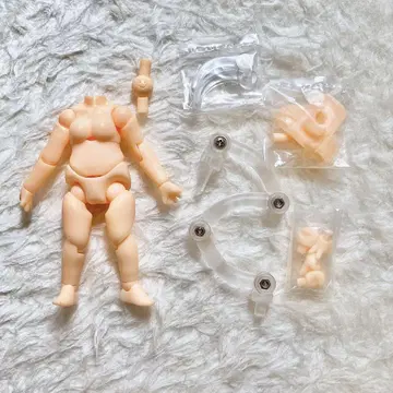 넨도로이드 도루 기본 바디 손 부품 Girl almondmilk