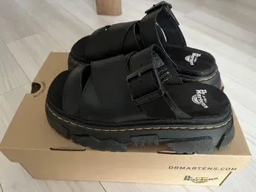 MATTISON 슬라이드 샌들 (23cm BLACK) 닥터마틴