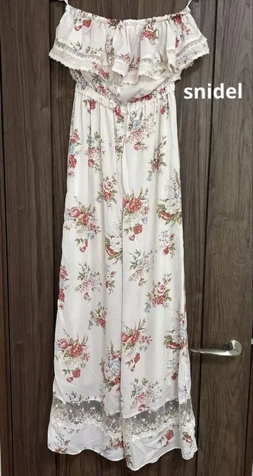 스나이델 꽃무늬 올인원 멜빵바지