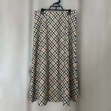 DAKS 썸머 울 플레어 스커트