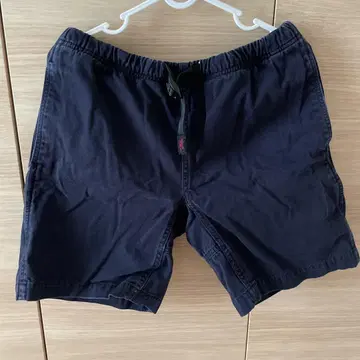 그라미치 하프 팬츠