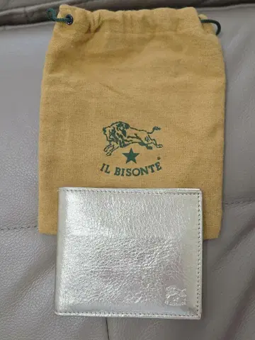 IL BISONTE 실버 접이식 지갑