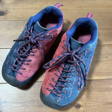 KEEN Jasper 빨간색과 파란색의 바이컬러 25cm