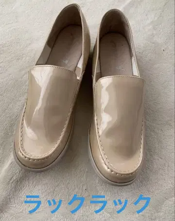 새상품 랙랙 쿵푸 펌프스 베이지 슬립온 25.0 cm 일본제