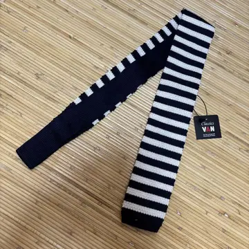 VAN 네이비 화이트 스트라이프 니트 넥타이 미사용 새상품