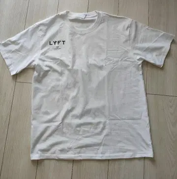 LYFT 티셔츠