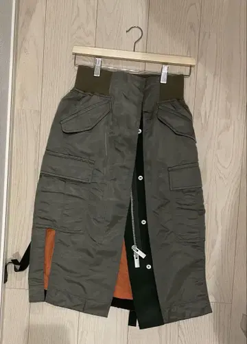 sacai 사카이 나일론 스커트 카키 x 오렌지 1