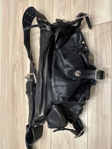 ISAMU KATAYAMA BACKLASH waist body bag
