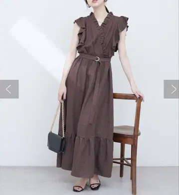 내추럴 꾸뛰르 프릴 카슈쿨 원피스
