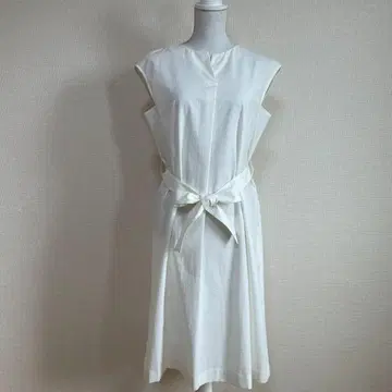 하나에모리 HANAE MORI 화이트 계열 원피스 40 새상품급