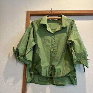 HIROKO KOSHINO 히로코코시노 그린 오분 소매 셔츠