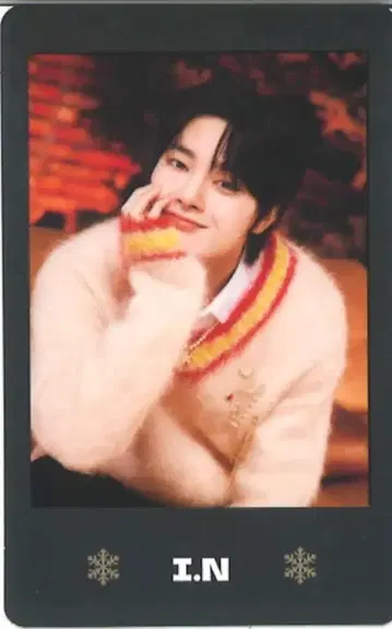 스트레이키즈 I.N 2023 크리스마스 팝업 스토어 A