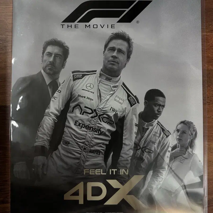 F1 映画　ポスター 映画「F1／エフワン」ポスタービジュアル - ブラッド・ピット
