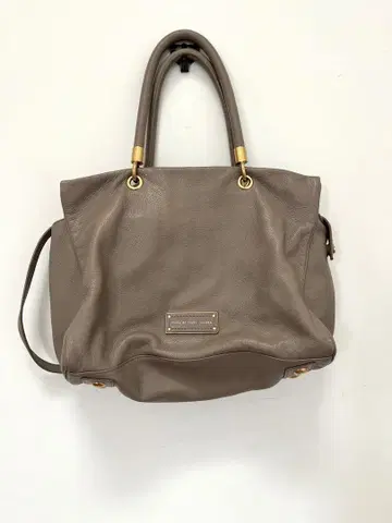 MARC BY MARC JACOBS 베이지 토트백 A4 사이즈