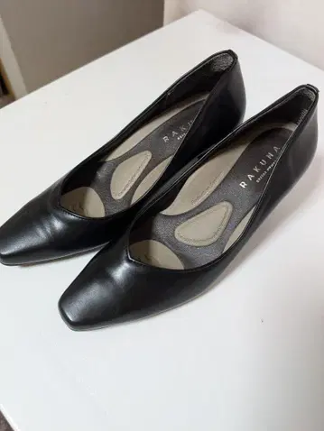 RAKUNA 블랙 스틸레토 힐 22.5cm