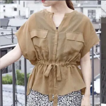 w closet 브라운 반팔 셔츠 허리 리본 포함