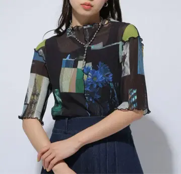 HARE 반팔 플리츠 포토 콜라주 시어 완판템