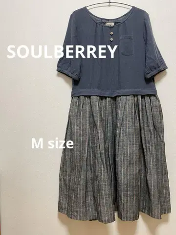 SOULBERRY/서울베리 허리 절개 스트라이프 원피스 M 사이즈