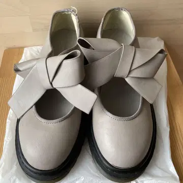 메리제니 리본 러버 신발