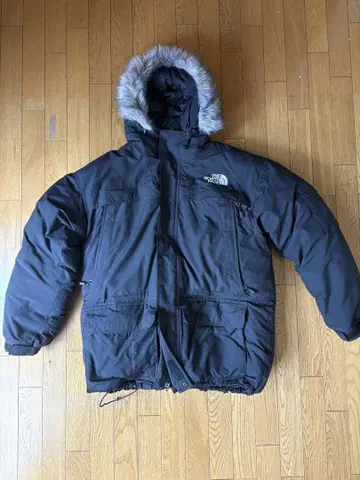 THE NORTH FACE 블랙 다운 자켓 맥마드 후드티