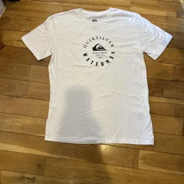 Quiksilver Waterman 티셔츠 M 사이즈