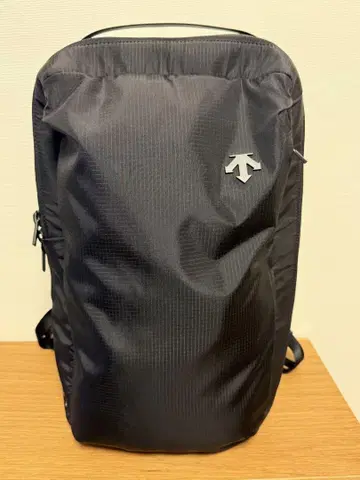 새상품급 DESCENTE (데상트) 백팩/