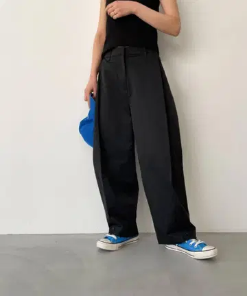 미사용 새상품 RCW 턱 커브 팬츠 블랙 S
