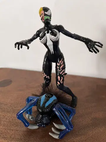 Toy Biz Bride of Venom with a spider