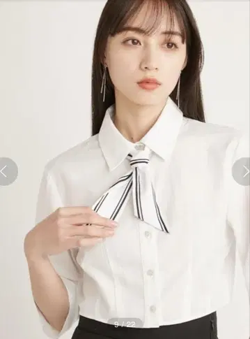 스카프 크롭 셔츠