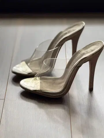새상품급 JBBF 힐 공인 DIANA 뮬 24.5cm