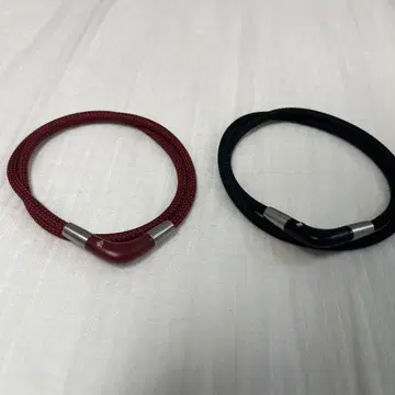 빨간색과 검은색 나일론 목걸이 2개 세트 phiten